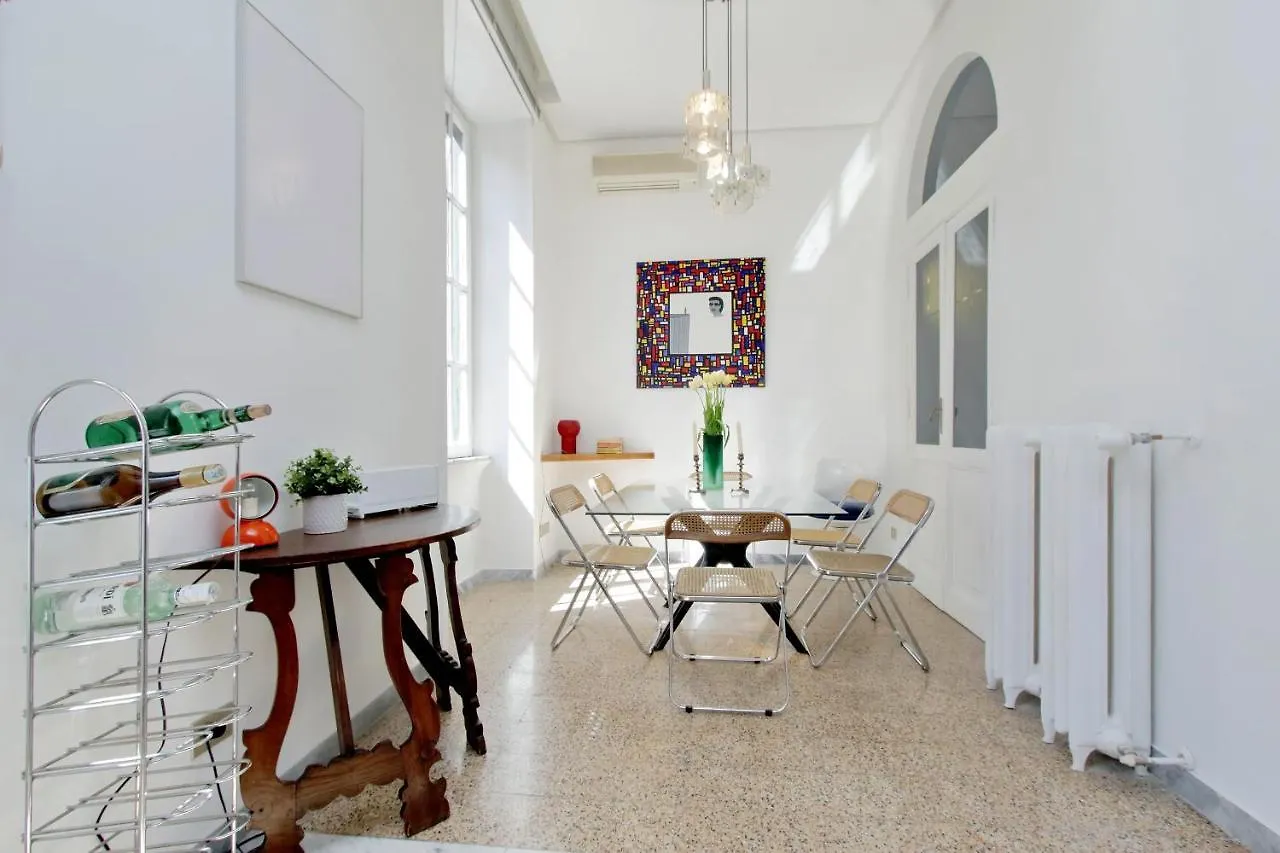4Bnb - Tiberina Spacious Apartment 로마 0*,