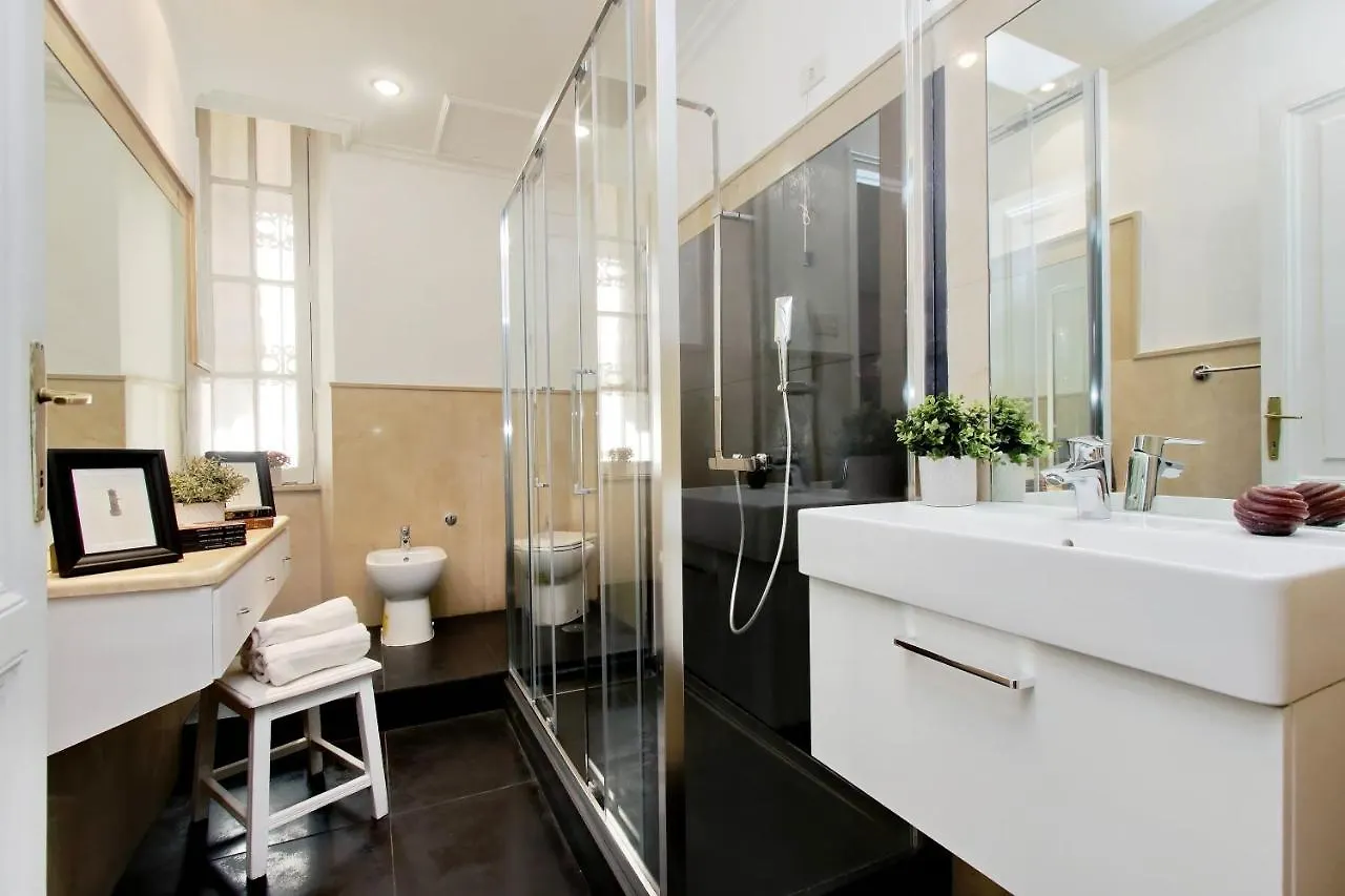 4Bnb - Tiberina Spacious Apartment 로마 이탈리아