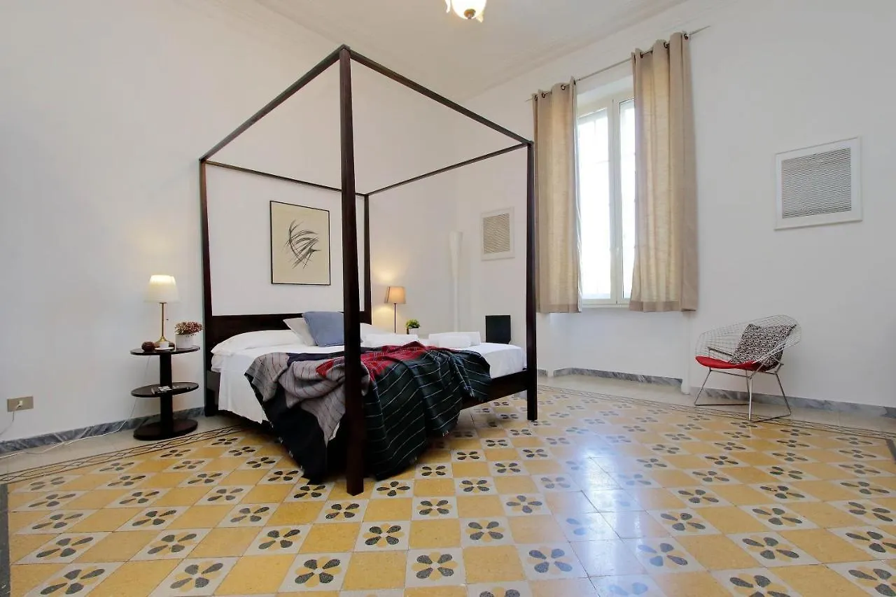 4Bnb - Tiberina Spacious Apartment 로마
